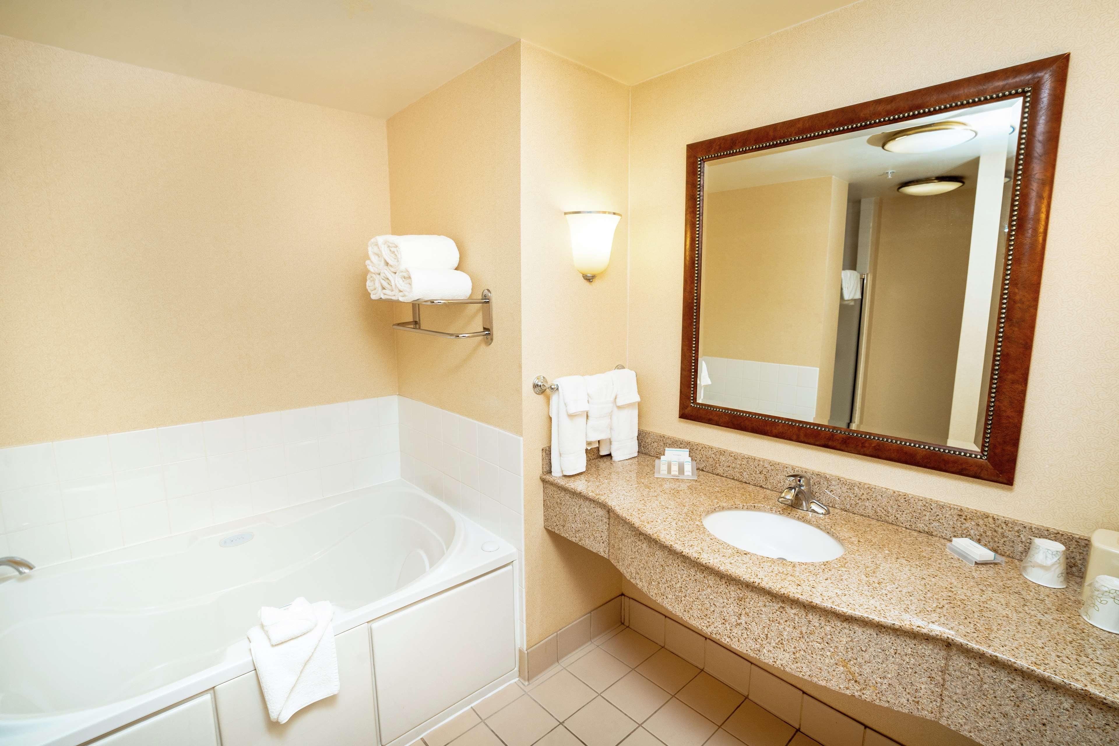 Hilton Garden Inn Ontario Rancho Cucamonga Exteriér fotografie