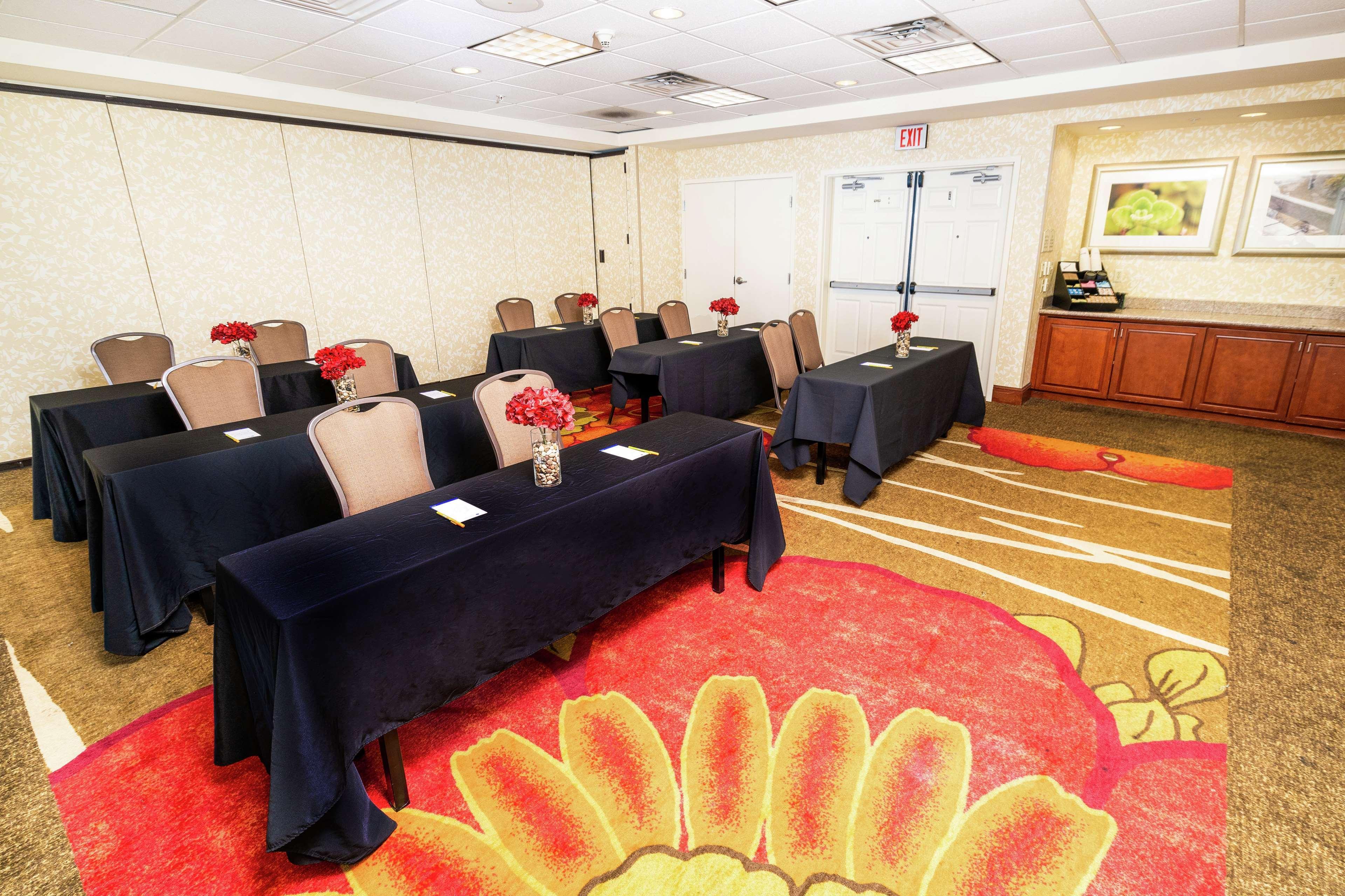 Hilton Garden Inn Ontario Rancho Cucamonga Exteriér fotografie
